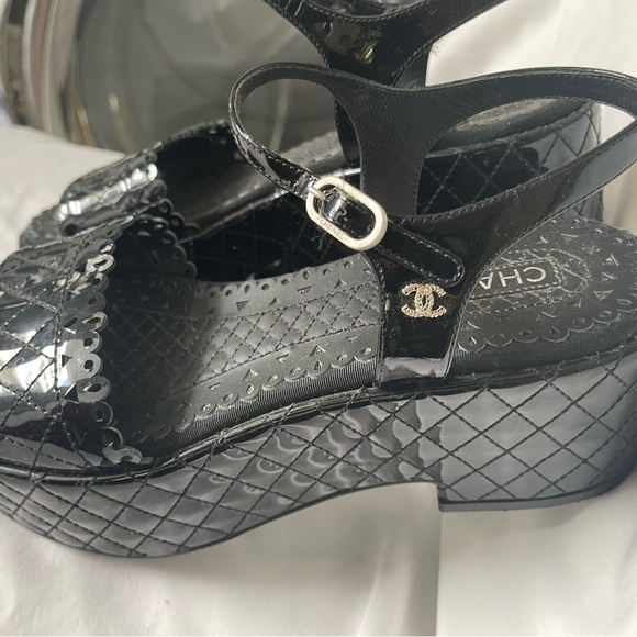 Authentic Chanel platform sandals. NWOT - Picture 4 of 8